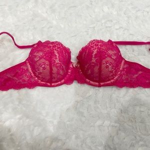 Victoria’s Secret angels lace Demi bra 32D
